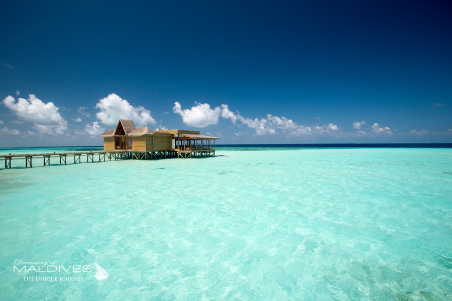 Ozen at Maadhoo Maldives. Les restaurants sur pilotis de la formule