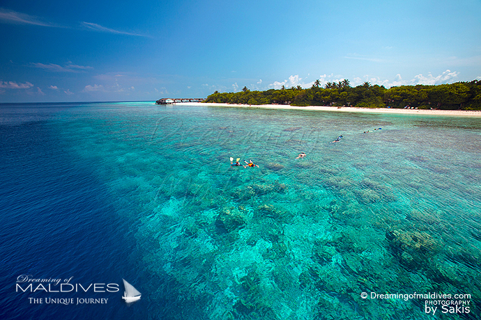 Reethi Beach Maldives meilleur Hotel pour le Snorkeling.Vue Aérienne