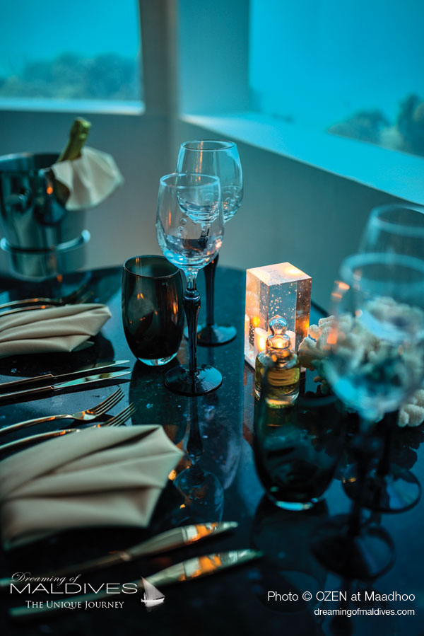 M6m restaurant sous-marin OZEN at Maadhoo Tout Inclu Maldives