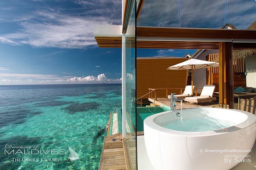 La magnifique salle de bain Hotel Kandolhu Maldives
