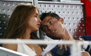Cristiano Ronaldo back in Maldives for Xmas 2011!