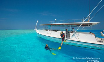 Diving and Snorkeling at Baros Maldives, North Male Atoll. Interview with Karin and Ronny, Diving Center Managers
