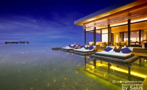An Exclusive Photo of Jumeirah Dhevanafushi Maldives : View from the “Ocean Pearls” Johara Restaurant Infinity Pool towards the main Island