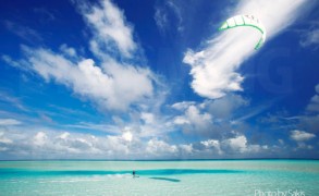 Photo of the day…Kitesurfing in Maldives