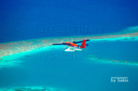 Photo of the Day : Maldives, flying in the Blue with Maldivian Air Taxi
