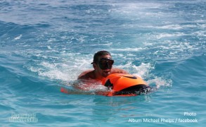 Michael Phelps holidays in Maldives. Time to Chill-out. Photos and details about his stay.