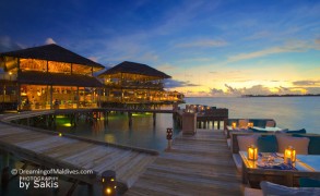 Photo of The Day : Six Senses Laamu Sunset Diner at Deck-A-Dence
