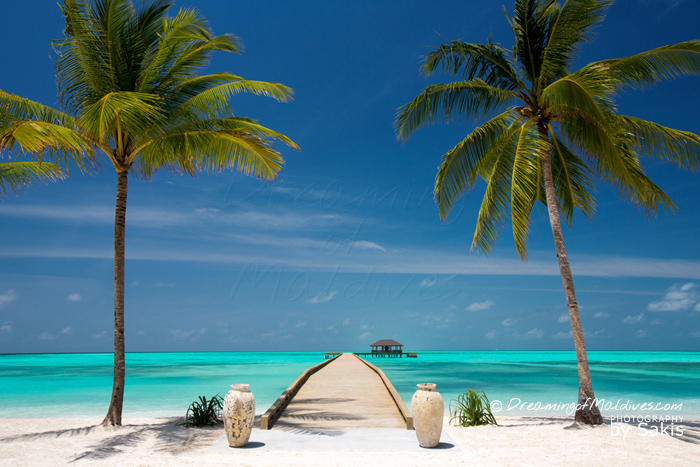 Welcome to Atmosphere Kanifushi Maldives. This is your arrival Jetty !