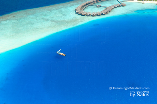 Baros Maldives - 2012 Indian Ocean’s Leading Villa, Indian Ocean’s Leading Luxury Resort AND Maldives’ Leading Water Villas| Photo © Sakis Papadopoulos