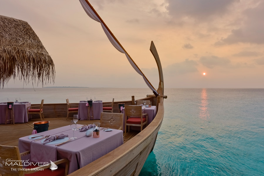 Milaidhoo Ba'theli Floating Lounge & Restaurant.