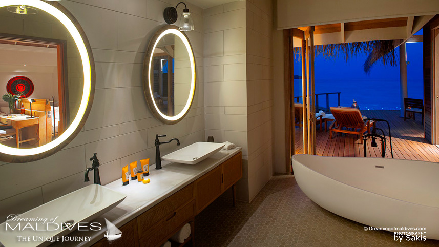 Milaidhoo Water Pool Villas. The Bathroom