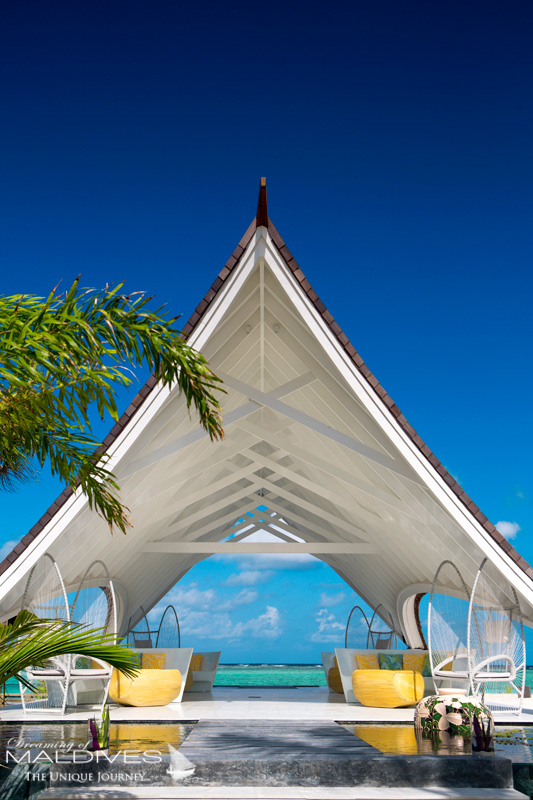 Ozen at Maadhoo Maldives. The SPA