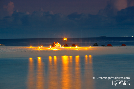 W Retreat & Spa Maldives Magical Moment for 2 | Photo © Sakis Papadopoulos
