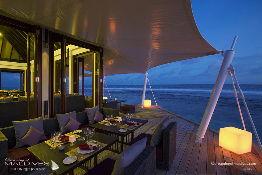 Atmosphere Kanifushi Maldives resort Just Veg Restaurant