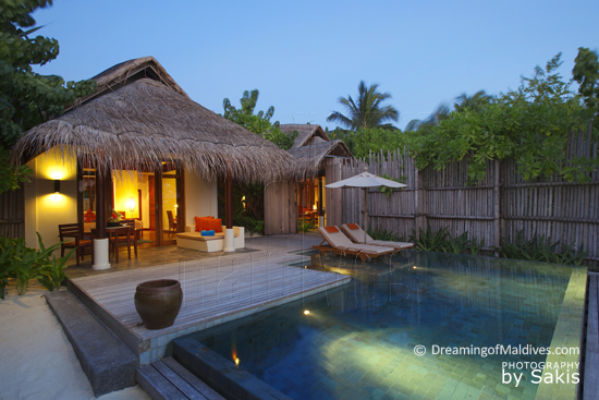 Anantara Dhigu Maldives, Les Villas sur Plage avec Piscine... Anantara Dhigu Maldives, Les Villas sur Plage avec Piscine...