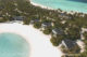 Architecture cylindrique des villas sur plage design hôtel Ritz-Carlton Maldives