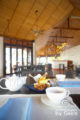 Lily Beach Maldives - Petit dejeuner tardif au Bar en formule tout-inclu Lily Beach Maldives - Petit dejeuner tardif au Bar en formule tout-inclu