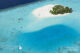 petite Ile minuscule des Maldives