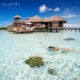 Gili Lankanfushi - nageant dans notre jardin de corail en face de notre villa, entre de jeunes coraux
