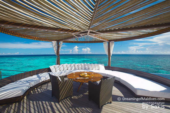 W Retreat and Spa Maldives - Ocean haven, espace Dinatoire sur terrasse W Retreat and Spa Maldives - Ocean haven, espace Dinatoire sur terrasse
