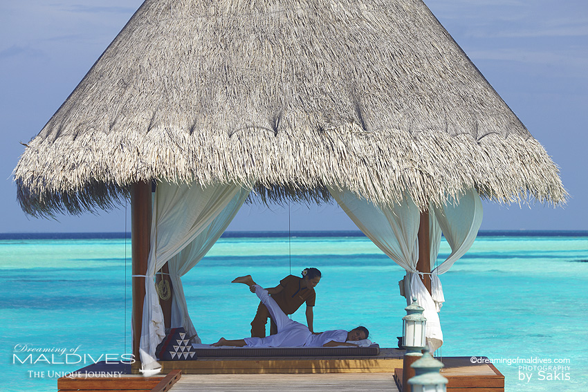 Anantara Dhigu Maldives Massage sur le lagon dans un des 2 bungalows sur pilotis