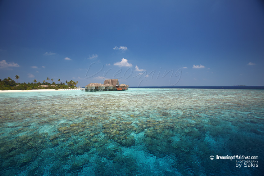 Anantara Kihavah Maldives Le Spa sur Pilotis posé sur les récifs de l'île