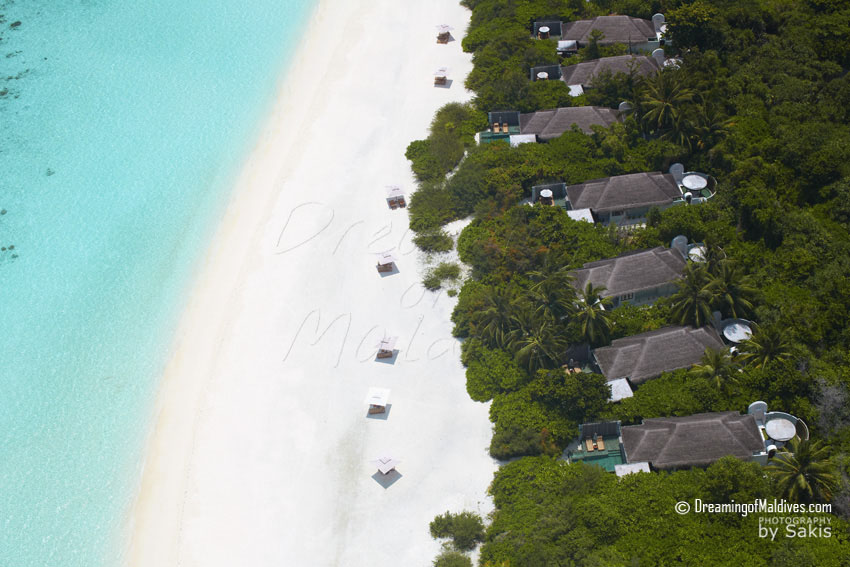 Anantara Kihavah Maldives Vue Aérienne sur les Villas Plage - détail