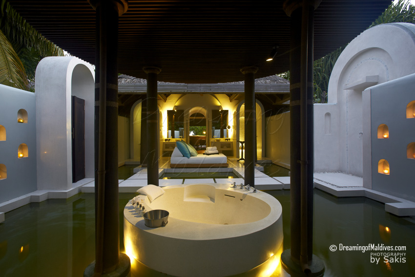 Anantara Kihavah Maldives - Les salles de bain des villas sur plage