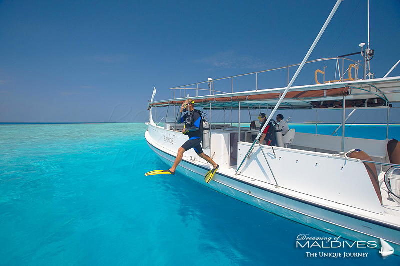 Baros Maldives Plongée Bouteilles Le Bateau de Plongée