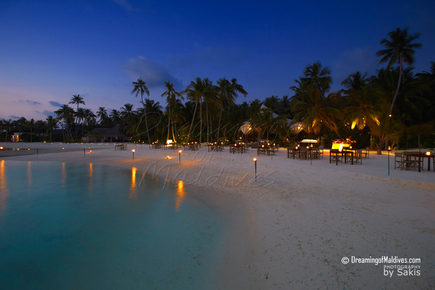 Niyama Maldives Restaurant Africain TRIBAL. Grill sur la plage