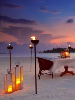 Sunset magic and forever memories.
Your private dinner in paradise !!
Captured @impressionsphotobysakis #indianocean #paradiseisland #maldives #luxurylifestyle #maldivesislands #beautifulmaldives #traveldiary #wanderlust #beachlife #beachvibes #beautifuldestinations #wonderful_places #travel #travelphotography #postcardsfromtheworld #vacation #chillvibes #passionpassport #instatravel #instamood #anantaramaldives #anantarahotels #naladhumaldives