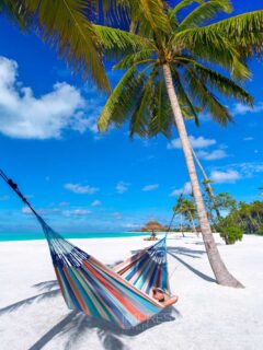 Life is simple here…
📷 @impressionsphotobysakis #luxurytravel #luxurylifestyle #beachvibes #travelgoals #travelinspiration