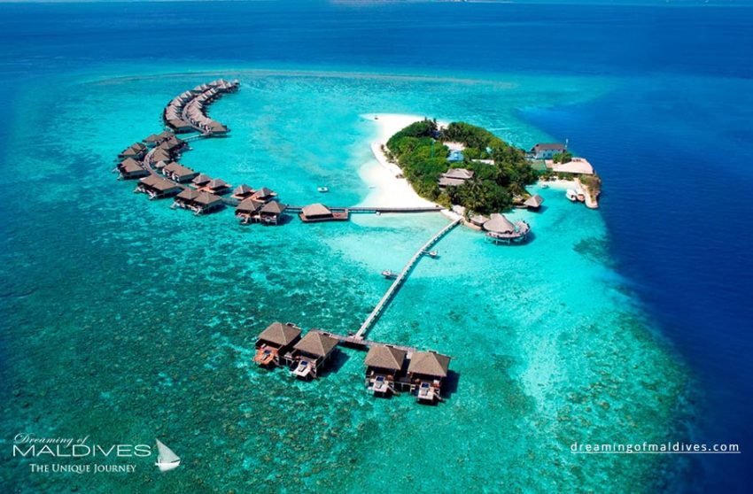 photo aérienne hôtels des iles maldives