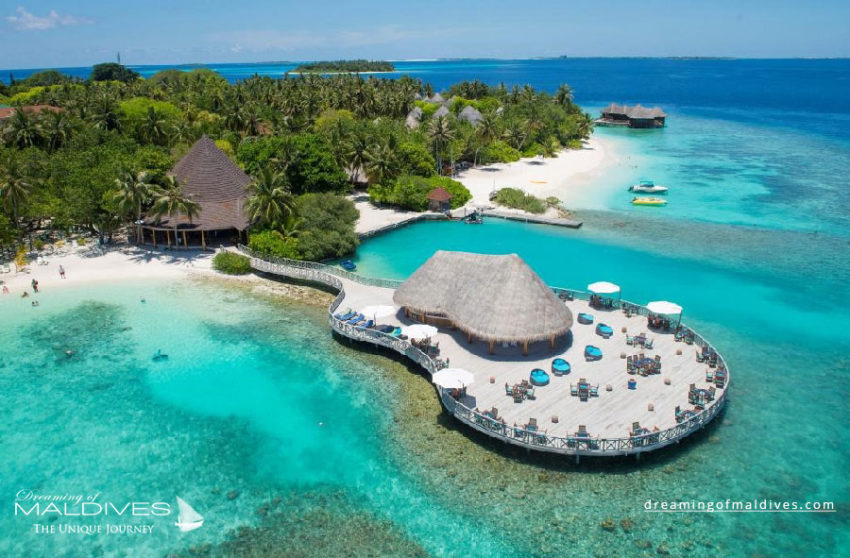 photo aérienne hôtels des îles Maldives