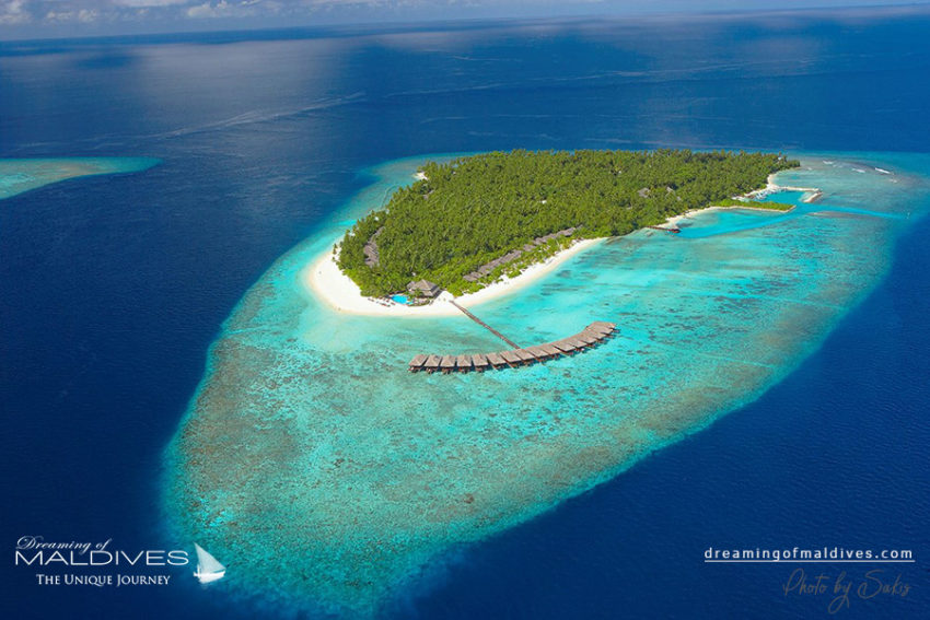 photo aérienne hôtels des îles Maldives