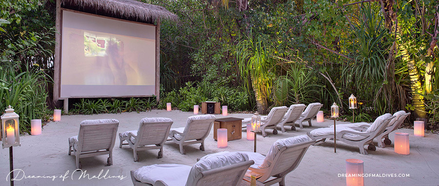 Gili Lankanfushi maldives Cinéma dans la jungle projection entre amis