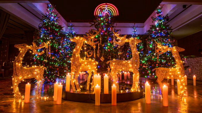 Illuminations de Noel à l'hôtel Four Seasons Kuda Huraa Maldives