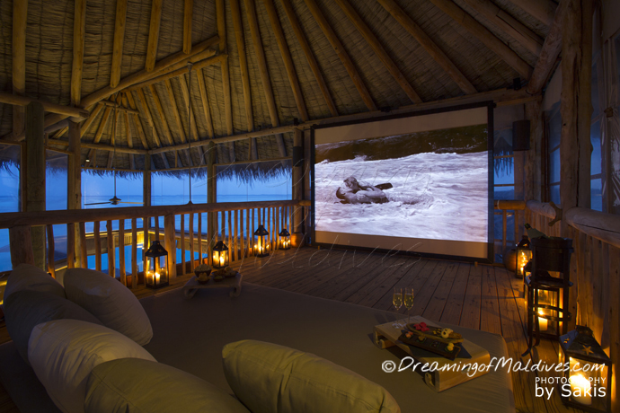 Le Cinema de la Private Reserve- Gili Lankanfushi Maldives | Photo Sakis Papadopoulos