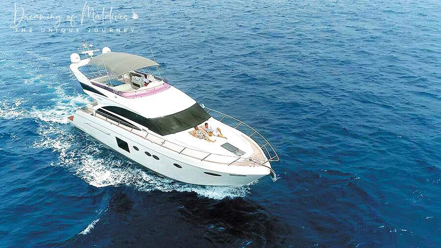 Le yacht de luxe du Nautilus Maldives