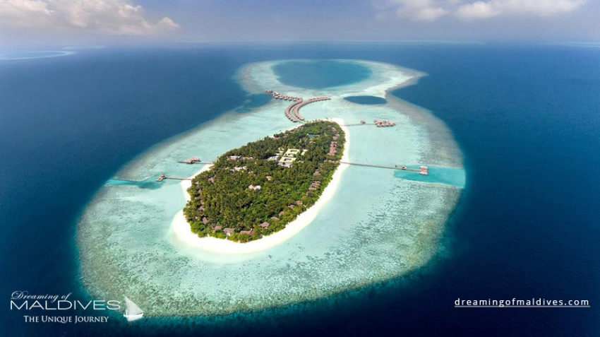 photo aérienne hôtels des îles Maldives
