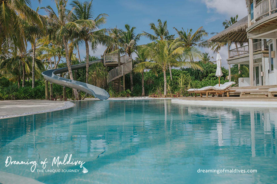 La Villa sur plage à 4 chambres avec toboggan de l'hôtel Soneva Jani Hôtel avec toboggans maldives