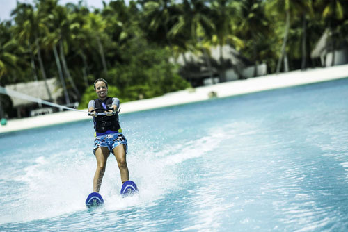 Gili Lankanfushi Maldives paying activities