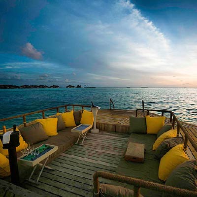 Gili Lankanfushi Maldives best Moment and Place ounge on the floating Chill Deck in the middle of the sea