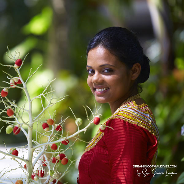 Maldives speak dhivehi language