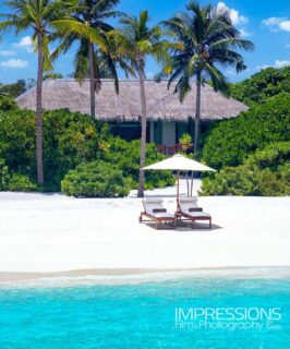 Monday day dreaming ❤️
Captured 📷 @impressionsphotobysakis #indianocean #paradiseisland #maldives #luxurylifestyle #maldivesislands #beautifulmaldives #traveldiary #wanderlust #beachlife #beachvibes #beautifuldestinations #wonderful_places #travel #travelphotography #postcardsfromtheworld #vacation #chillvibes #passionpassport #instatravel #instamood #travelgoals #exploremore