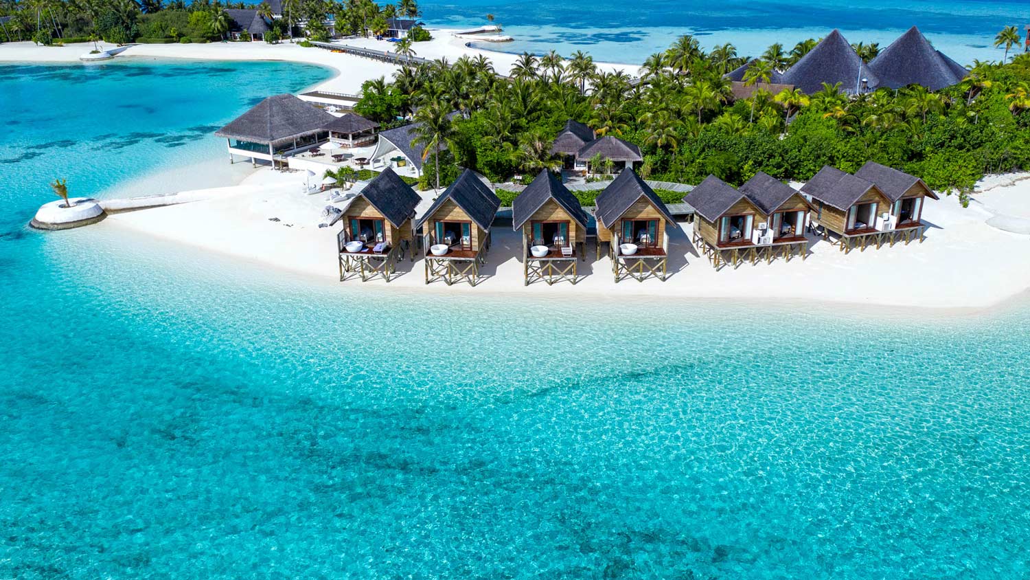OZEN Life Maadhoo 
Best Maldives resort 2023 Nominee