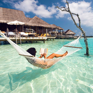 Dreaming of Maldives. Who we are ?