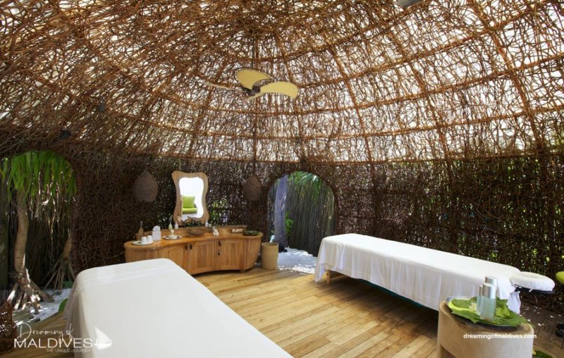 Six Senses Laamu Spa treatment room