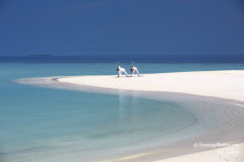 Anantara Kihavah Maldives - Daily Yoga Session