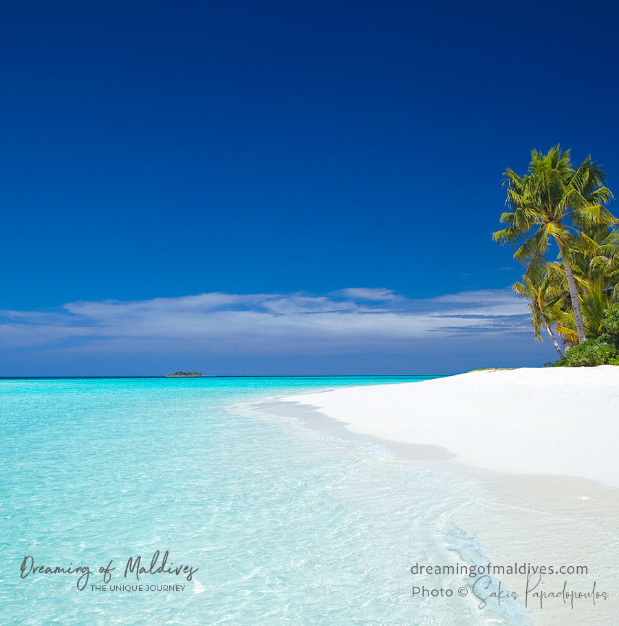 Photo Galleries of the most Beautiful Hotels and Resorts of Maldives